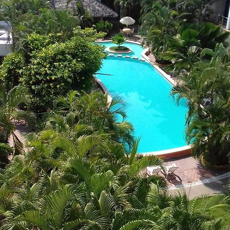 Delfin Playa Azul Hotel Lázaro Cárdenas Екстериор снимка