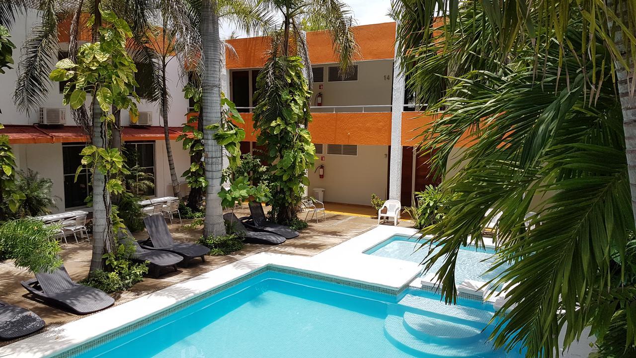 Delfin Playa Azul Hotel Lázaro Cárdenas Екстериор снимка